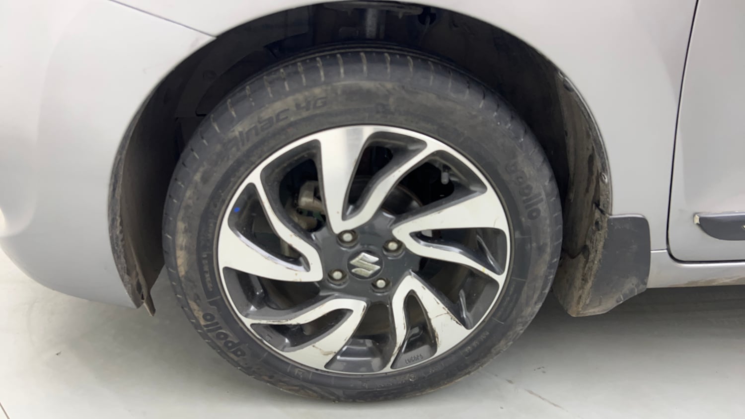 Used 2020 Maruti Suzuki Baleno Alpha Automatic Petrol Automatic tyres LEFT FRONT TYRE RIM VIEW