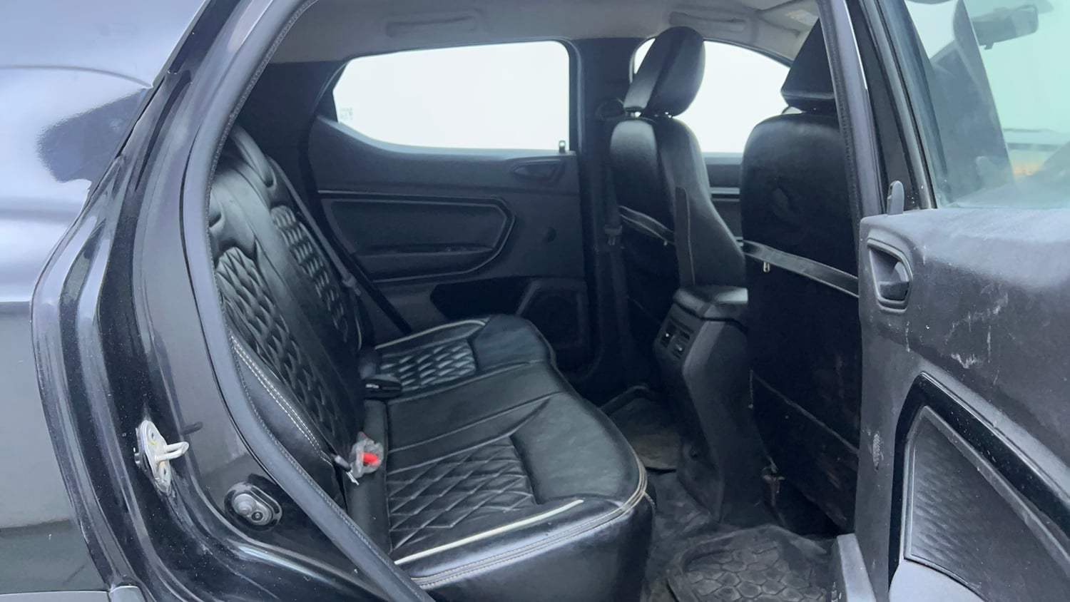 Used 2025 Renault Kiger RXL Petrol Manual interior RIGHT SIDE REAR DOOR CABIN VIEW