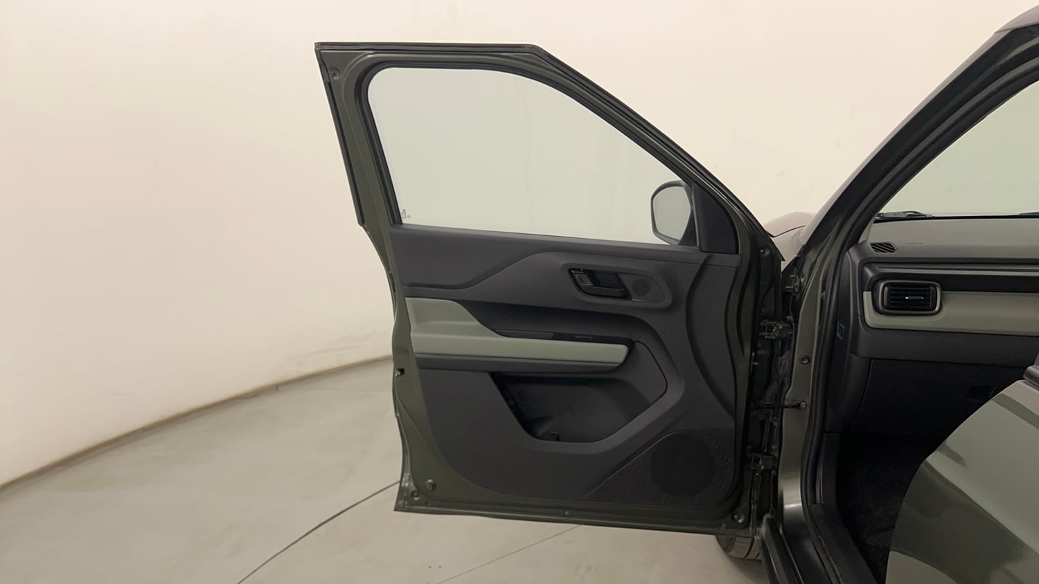 Used 2023 Tata Punch Camo Accomplished MT Petrol Manual interior LEFT FRONT DOOR OPEN VIEW