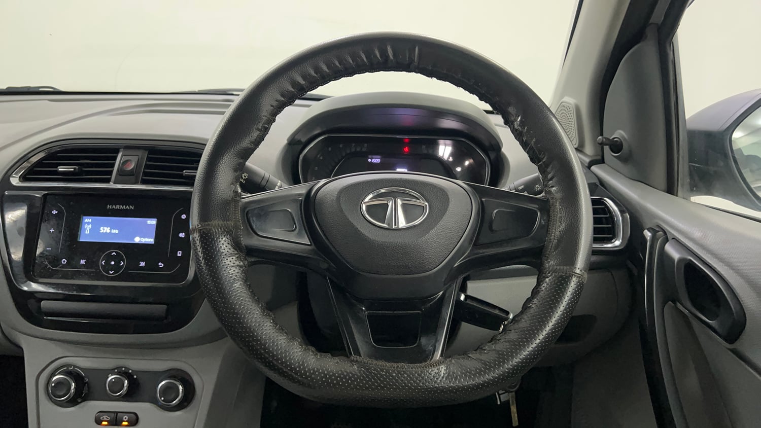 Used 2020 Tata Tigor XM Petrol Manual interior STEERING VIEW