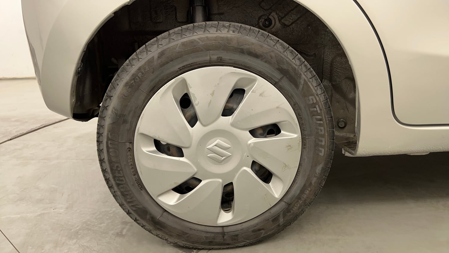 Used 2017 Maruti Suzuki Celerio VXi CNG Cng Manual tyres RIGHT REAR TYRE RIM VIEW