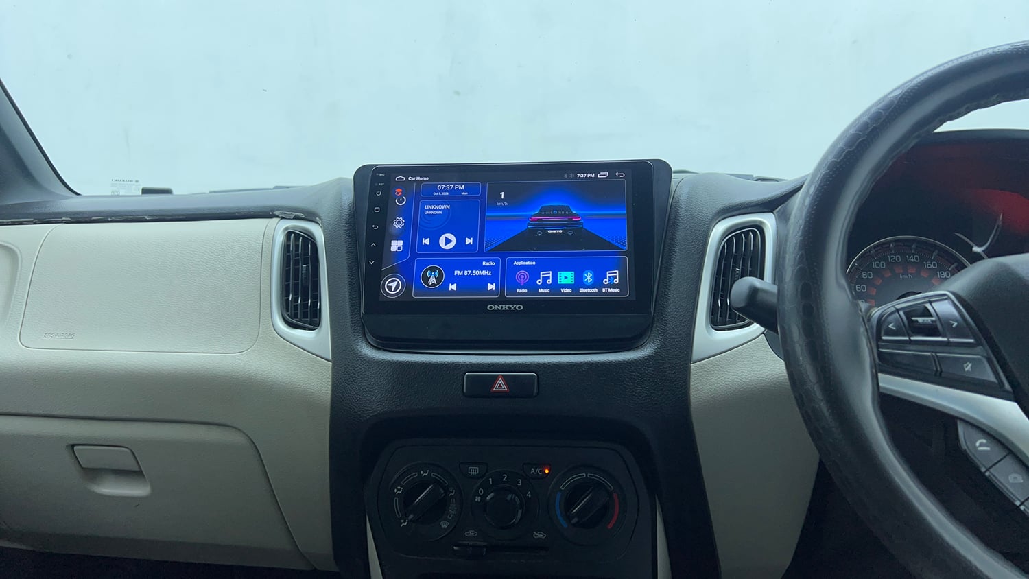 Used 2021 Maruti Suzuki Wagon R ZXi 1.2 AMT Petrol Automatic top_features Integrated (in-dash) music system