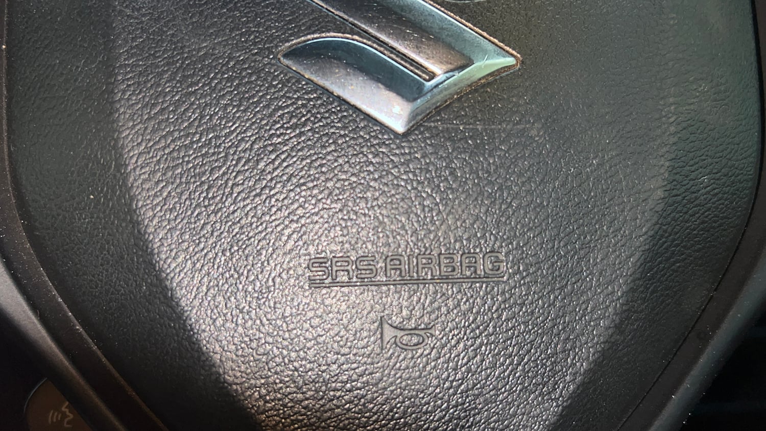 Used 2020 Maruti Suzuki Baleno Alpha Automatic Petrol Automatic top_features Airbags