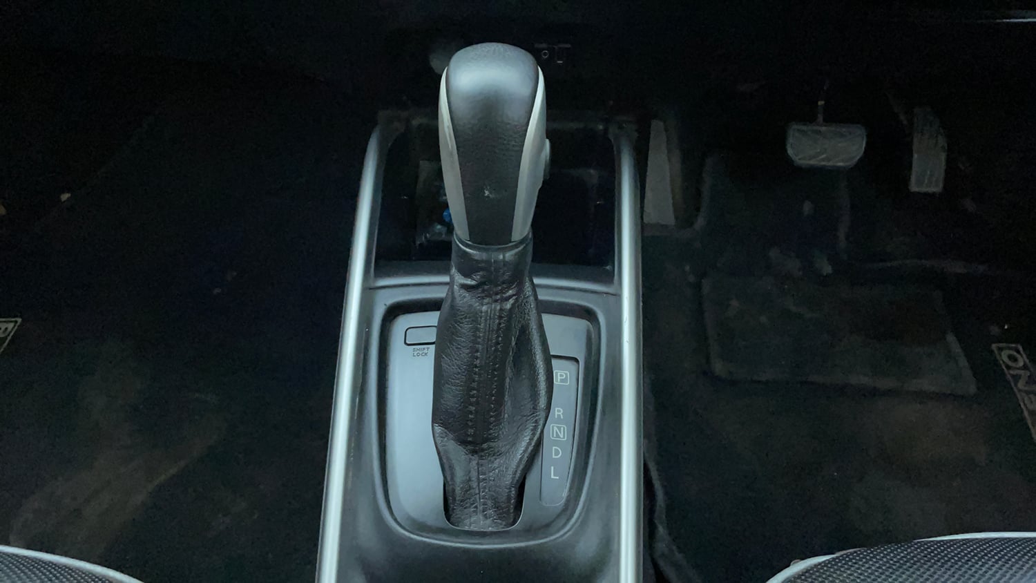 Used 2017 Maruti Suzuki Baleno Delta 1.2 AT Petrol Automatic interior GEAR  KNOB VIEW