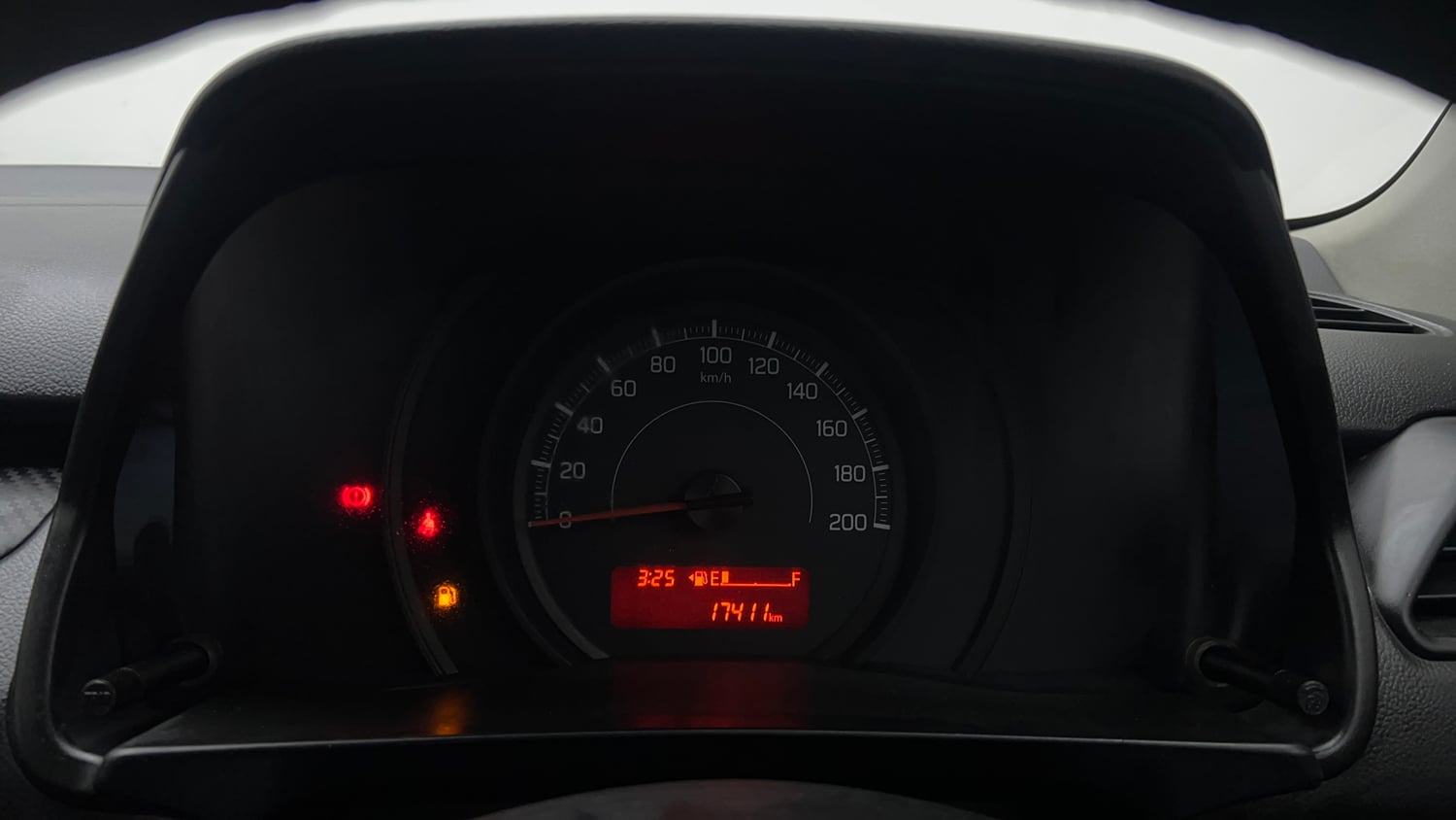 Used 2019 Maruti Suzuki Swift LXi Petrol Manual interior CLUSTERMETER VIEW