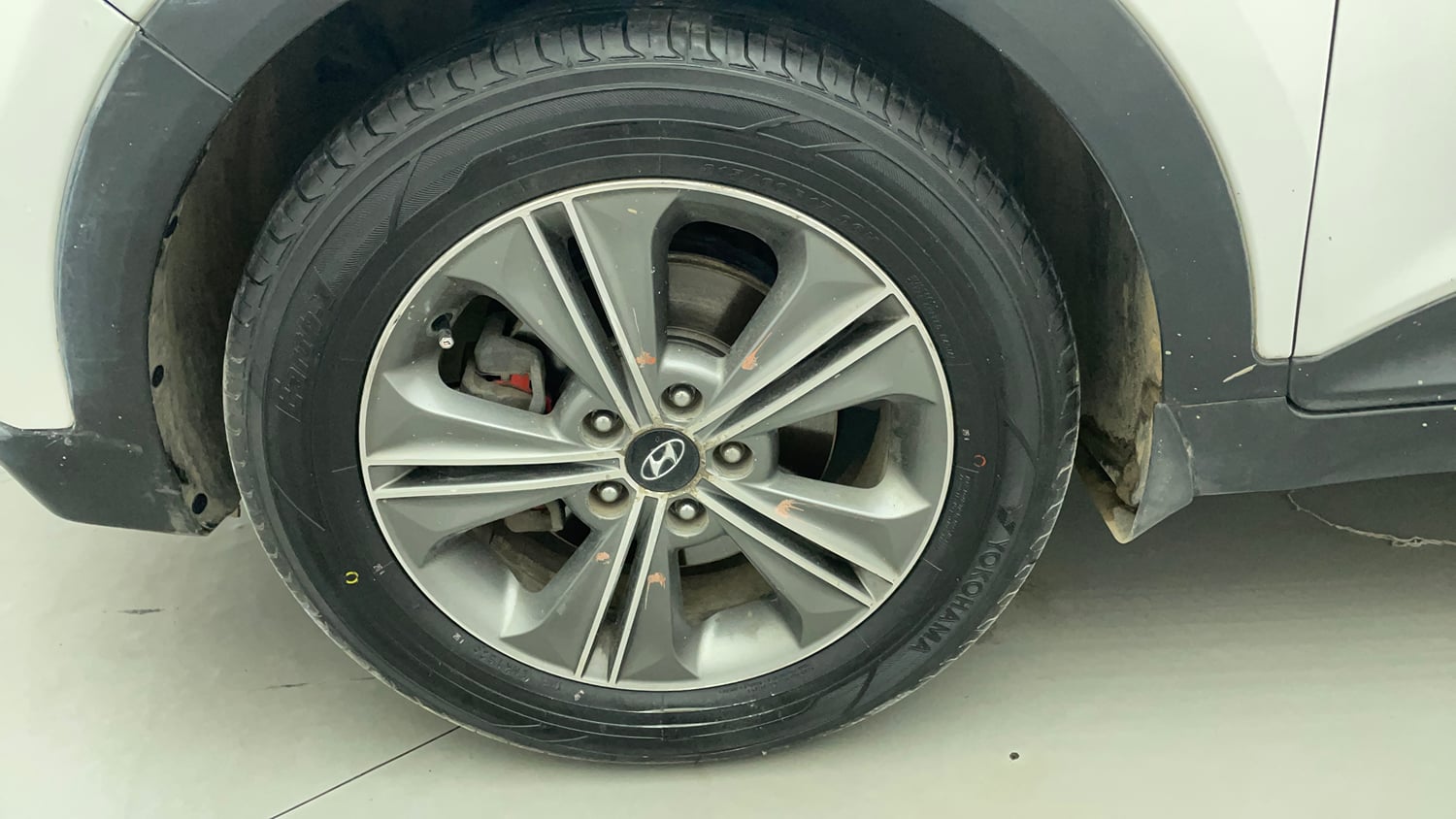 Used 2016 Hyundai Creta 1.6 SX Plus AT Petrol Petrol Automatic tyres LEFT FRONT TYRE RIM VIEW
