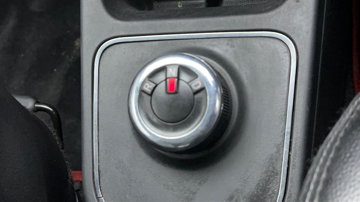Used 2021 Renault Kwid RXT 1.0 AMT Opt Petrol Automatic interior GEAR  KNOB VIEW