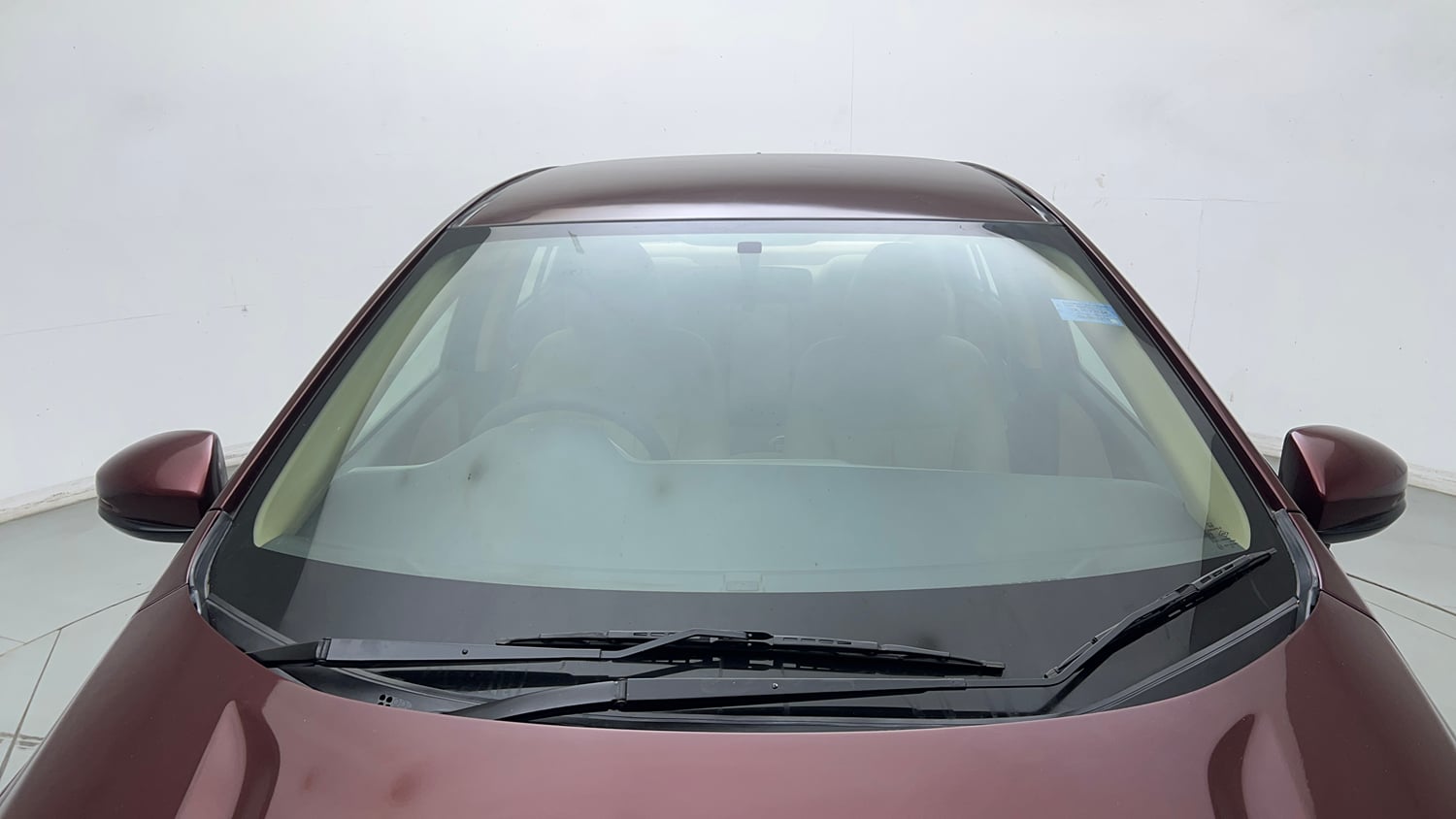 Used 2015 Honda City V Petrol Manual exterior FRONT WINDSHIELD VIEW