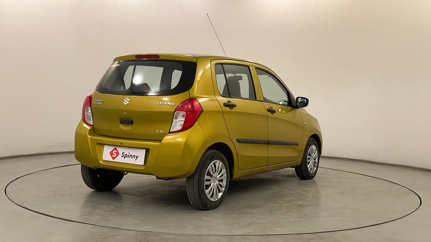 Used 2015 Maruti Suzuki Celerio VXi AMT Petrol Automatic exterior RIGHT REAR CORNER VIEW