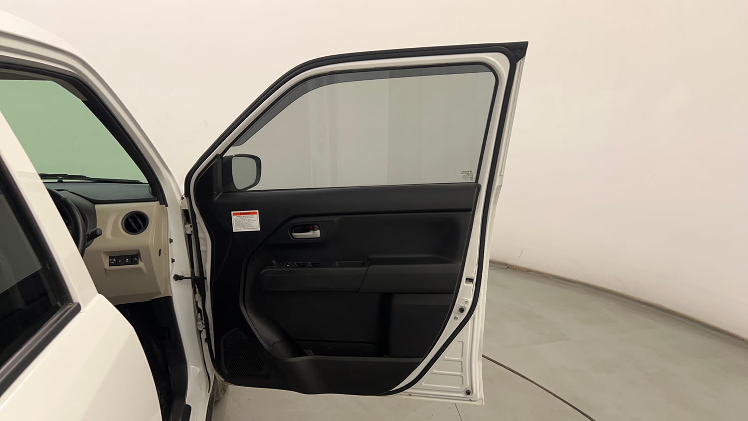 Used 2025 Maruti Suzuki Wagon R VXI 1.0 CNG Cng Manual interior RIGHT FRONT DOOR OPEN VIEW