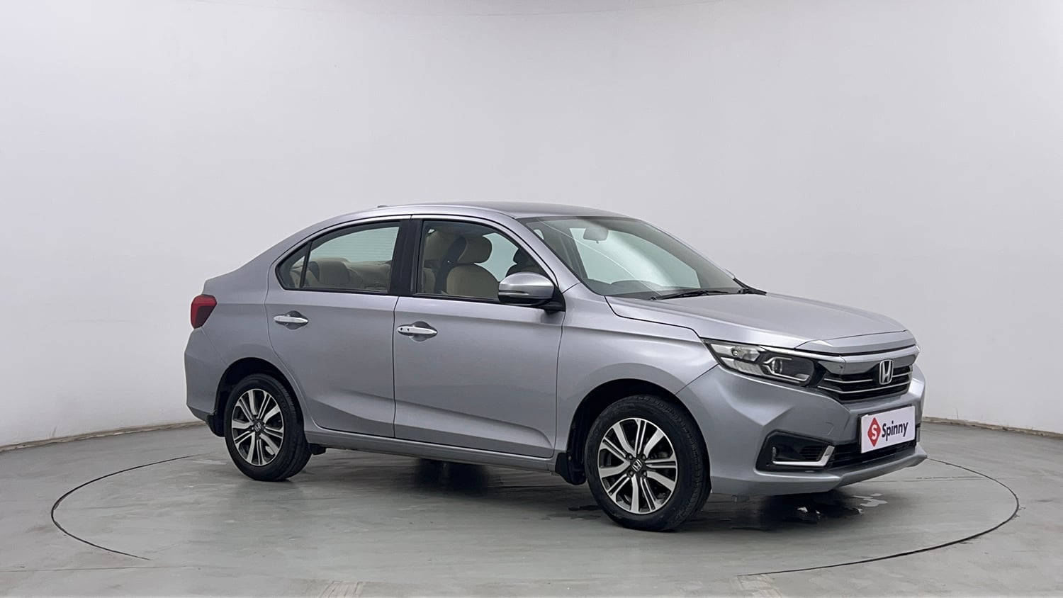 Used 2023 Honda Amaze VX CVT 1.2 Petrol Petrol Automatic exterior RIGHT FRONT CORNER VIEW