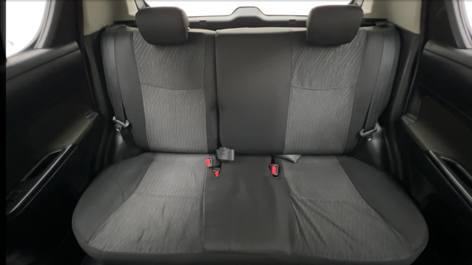 Used 2015 Maruti Suzuki Swift VXi Petrol Manual interior REAR SEAT CONDITION VIEW