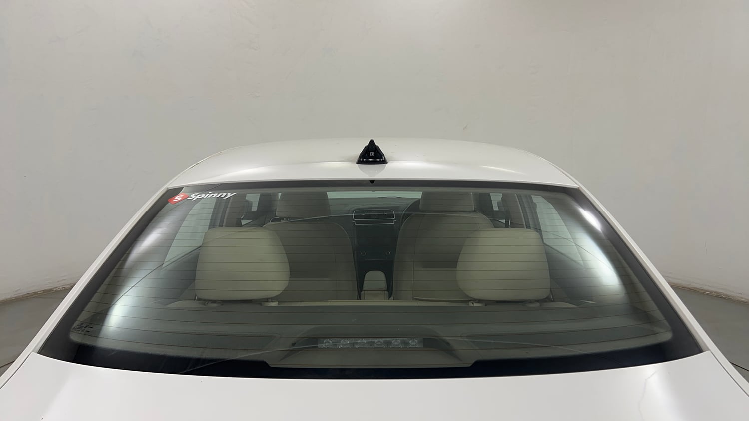 Used 2013 Volkswagen Vento Highline Petrol Petrol Manual exterior BACK WINDSHIELD VIEW