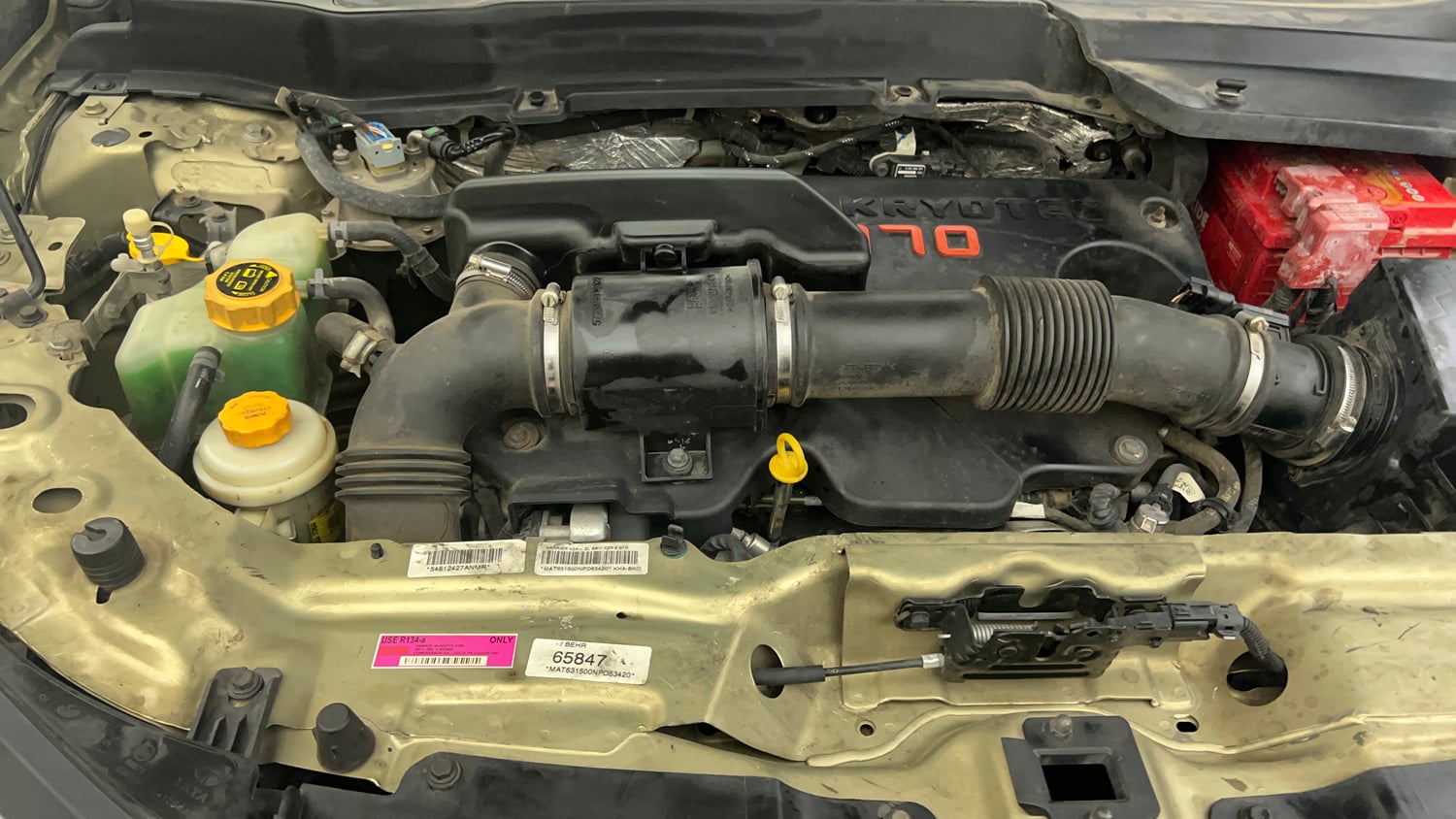 Used 2022 Tata Harrier Kaziranga XZA Plus Diesel Automatic engine ENGINE RIGHT SIDE VIEW