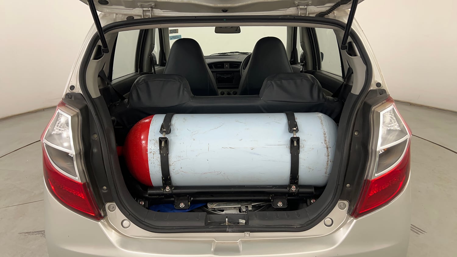 Used 2018 maruti-suzuki Alto K10 LXi (O) CNG Cng Manual interior DICKY INSIDE VIEW