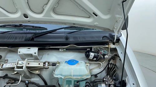 Used 2024 Maruti Suzuki Eeco 5 STR AC Petrol Manual engine ENGINE LEFT SIDE HINGE & APRON VIEW
