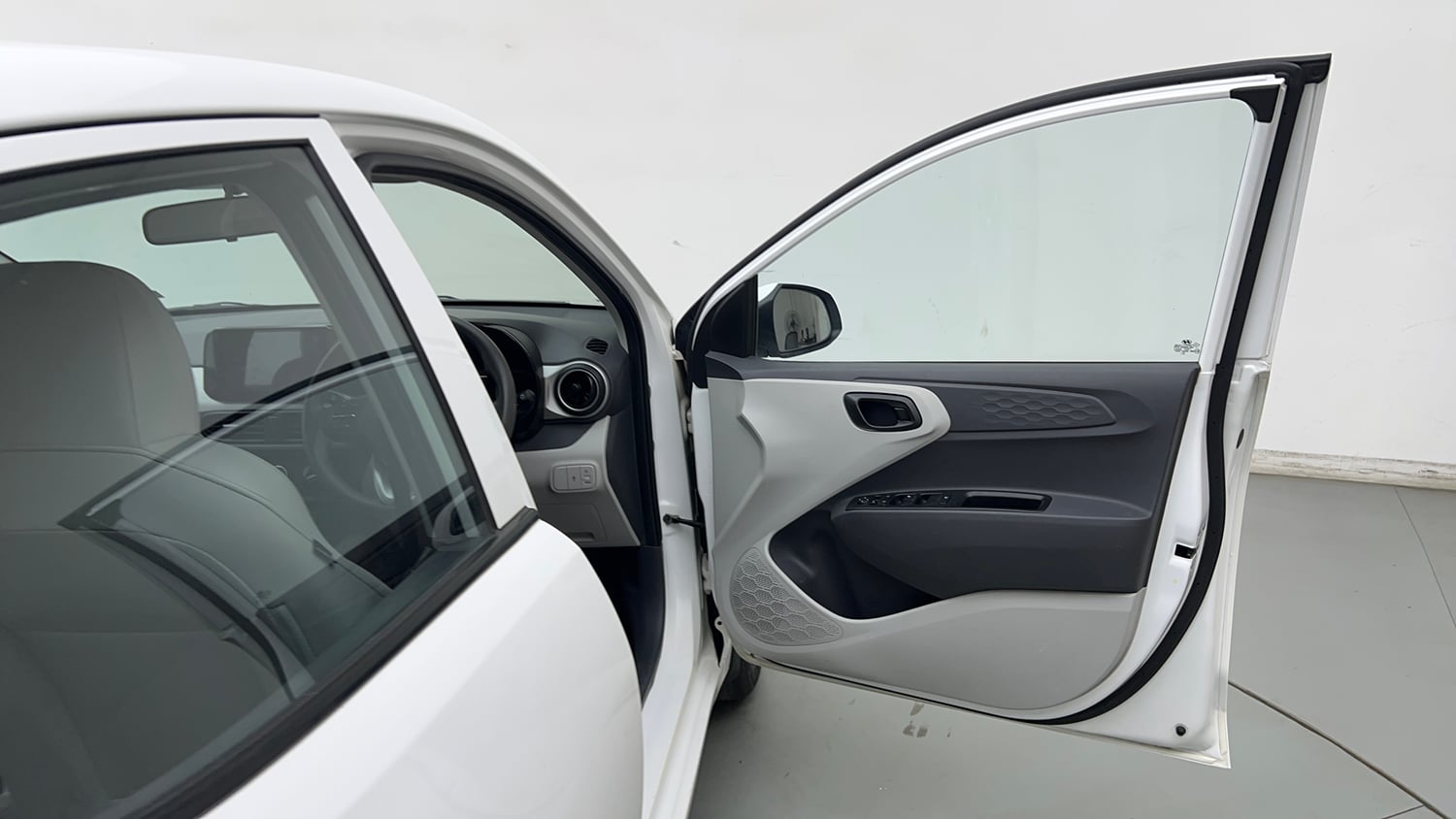 Used 2024 Hyundai Grand i10 Nios Magna 1.2 Kappa AMT Petrol Automatic interior RIGHT FRONT DOOR OPEN VIEW