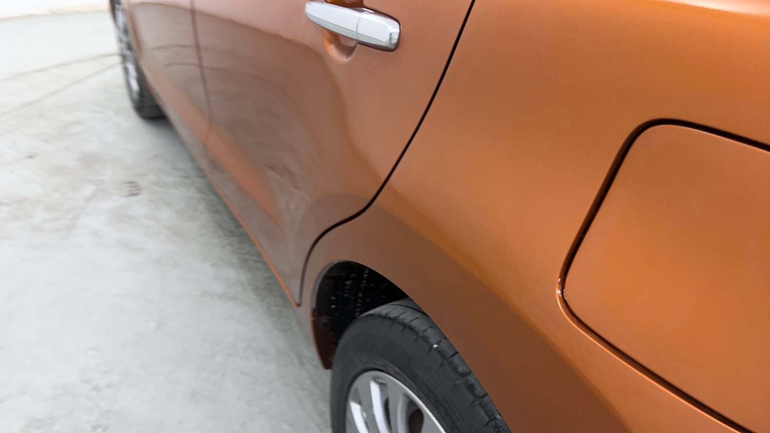 Used 2016 Maruti Suzuki Baleno Zeta 1.2 Petrol Manual dents MINOR SCRATCH