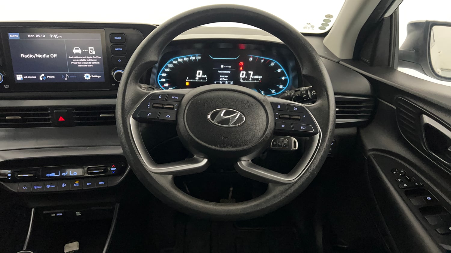 Used 2023 Hyundai i20 Sportz 1.2 MT Petrol Manual interior STEERING VIEW