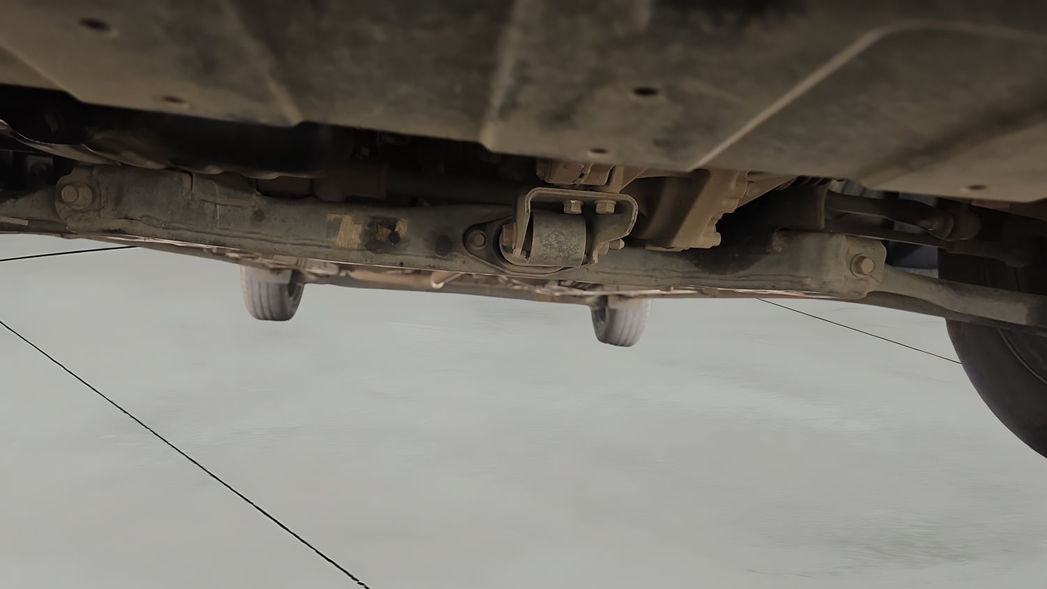 Used 2023 Hyundai Exter S 1.2 MT Petrol Manual extra FRONT LEFT UNDERBODY VIEW