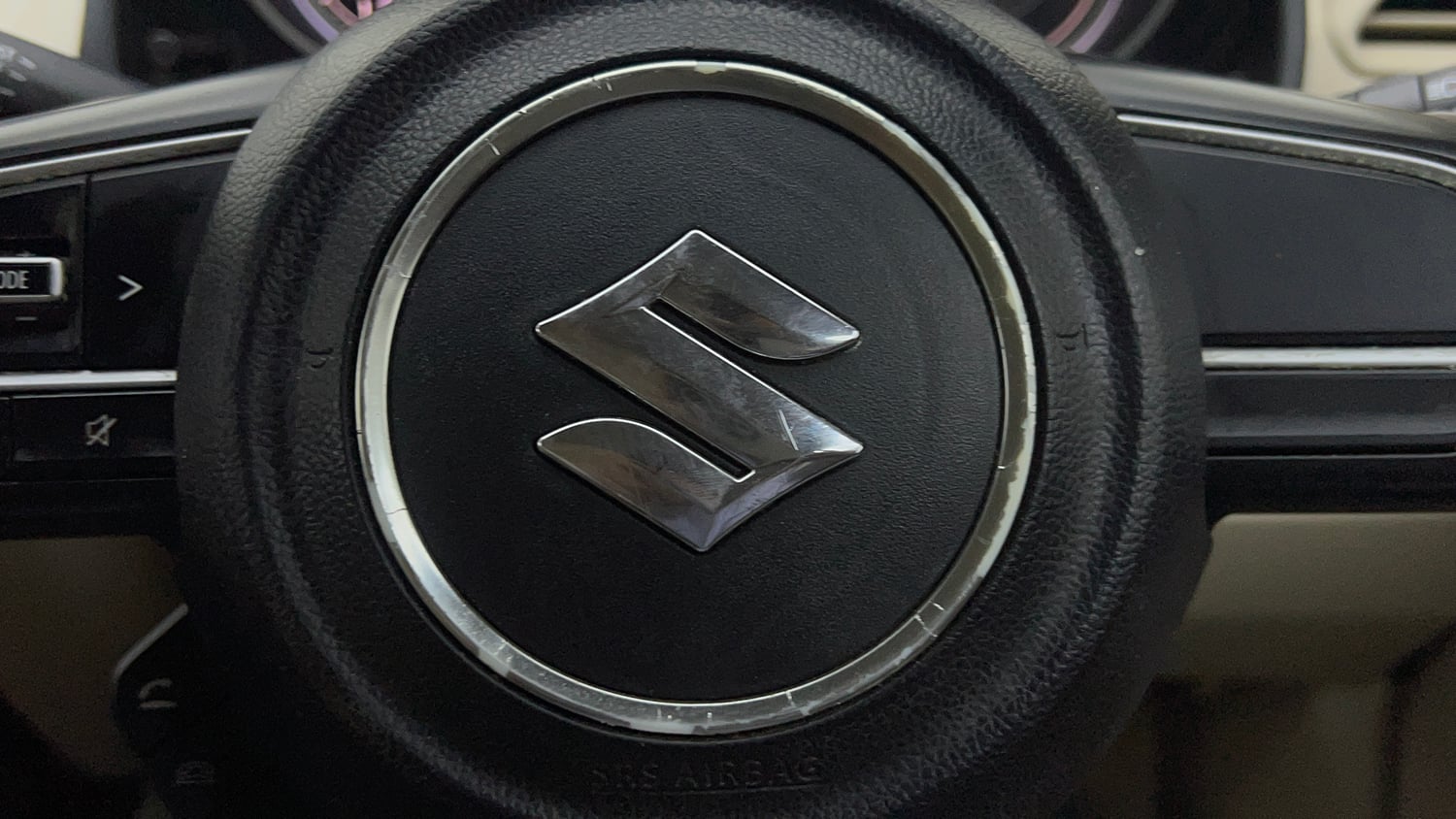 Used 2019 Maruti Suzuki Dzire ZXi Plus AMT Petrol Automatic top_features Airbags