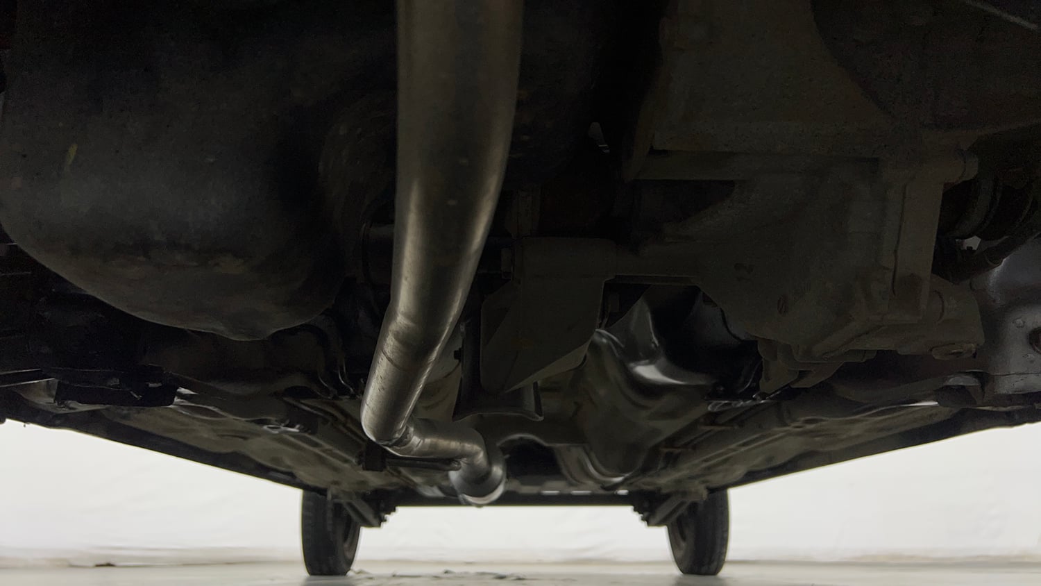 Used 2013 Maruti Suzuki Alto 800 Lxi Petrol Manual extra FRONT LEFT UNDERBODY VIEW