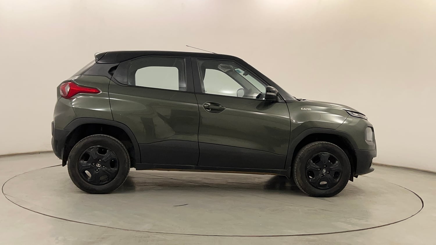 Used 2023 Tata Punch Camo Accomplished MT Petrol Manual exterior RIGHT SIDE VIEW