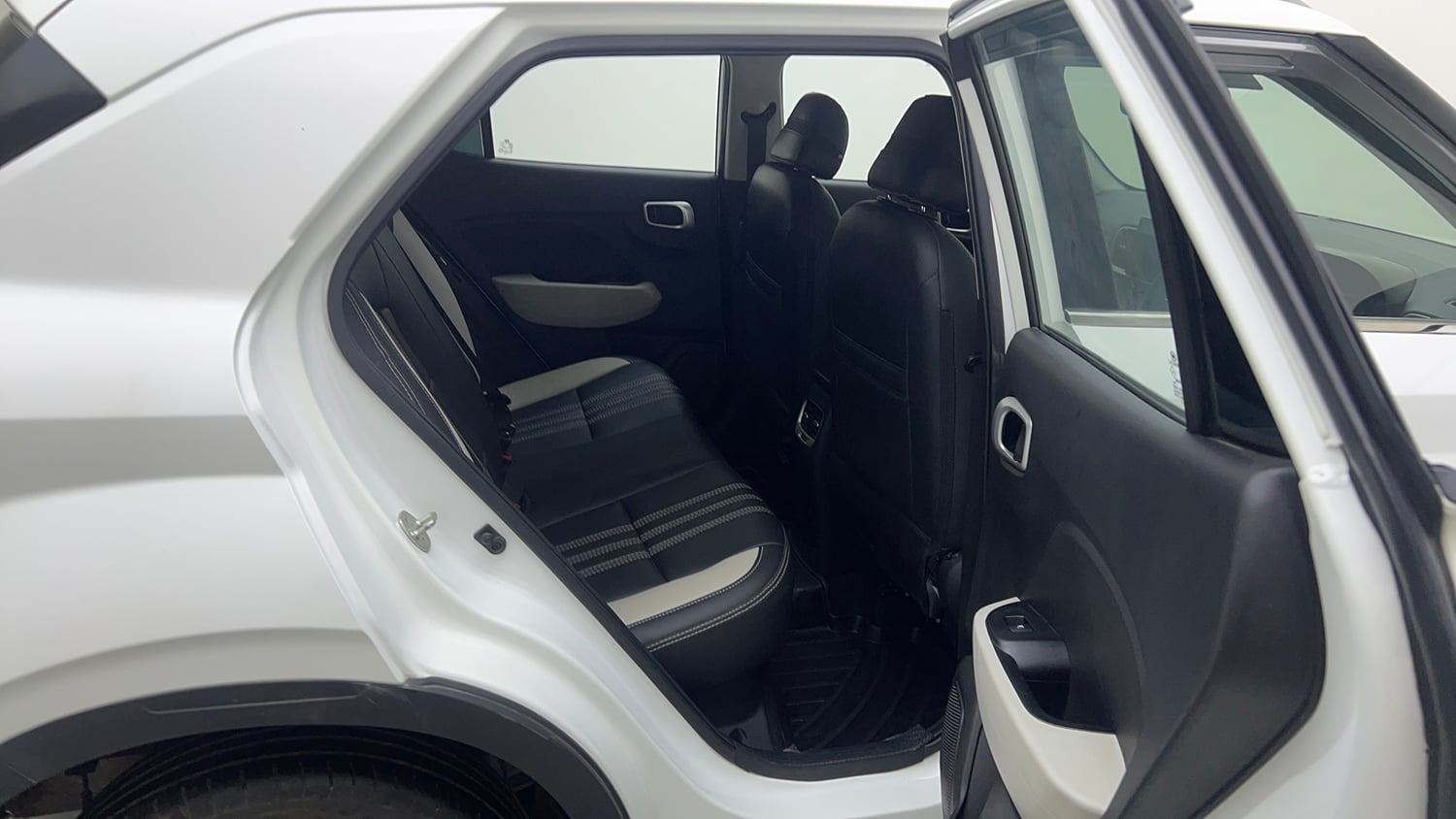 Used 2025 Hyundai Venue S (O) Plus 1.2 Petrol Petrol Manual interior RIGHT SIDE REAR DOOR CABIN VIEW