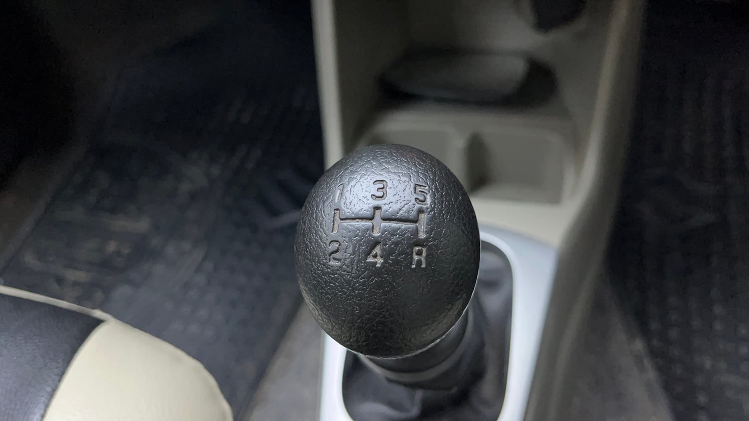 Used 2018 Maruti Suzuki Alto K10 VXi (O) Petrol Manual interior GEAR  KNOB VIEW
