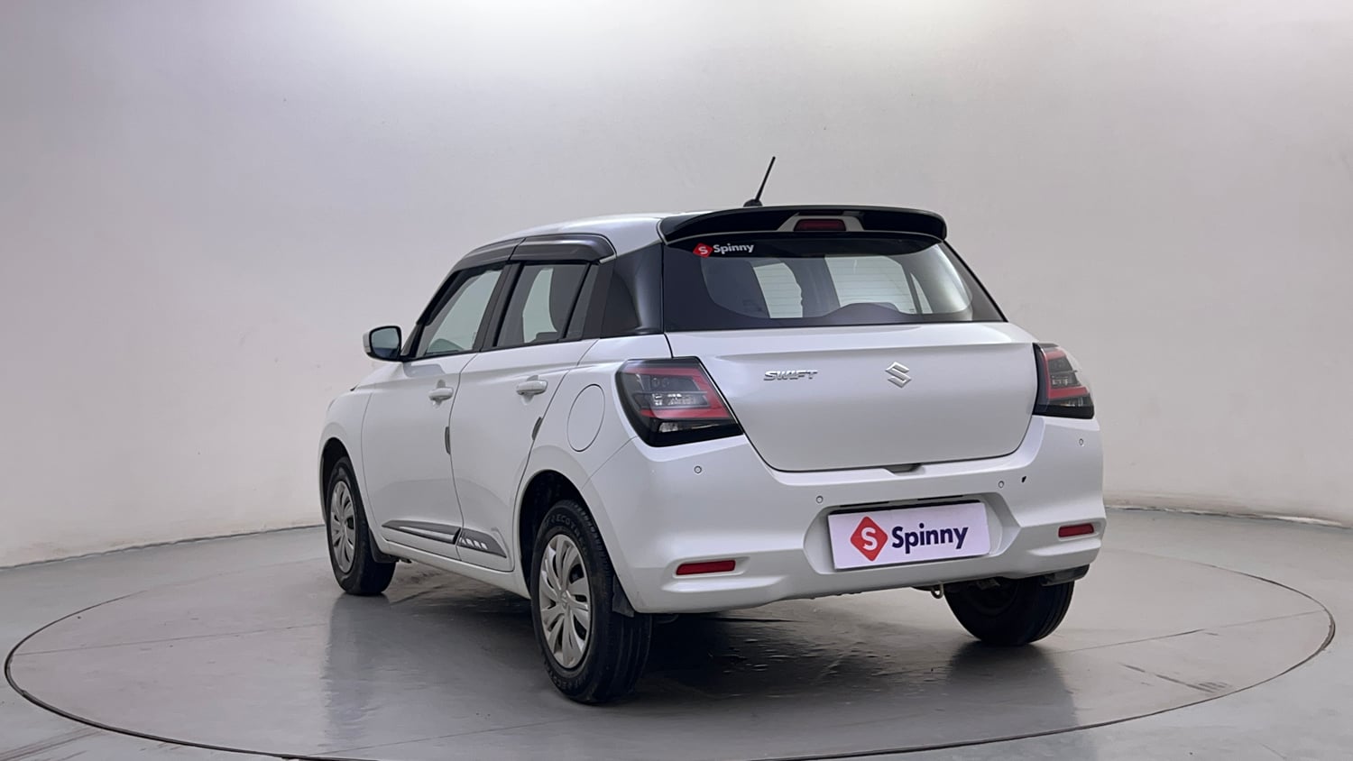 Used 2026 Maruti Suzuki Swift VXi AMT Petrol Automatic exterior LEFT REAR CORNER VIEW
