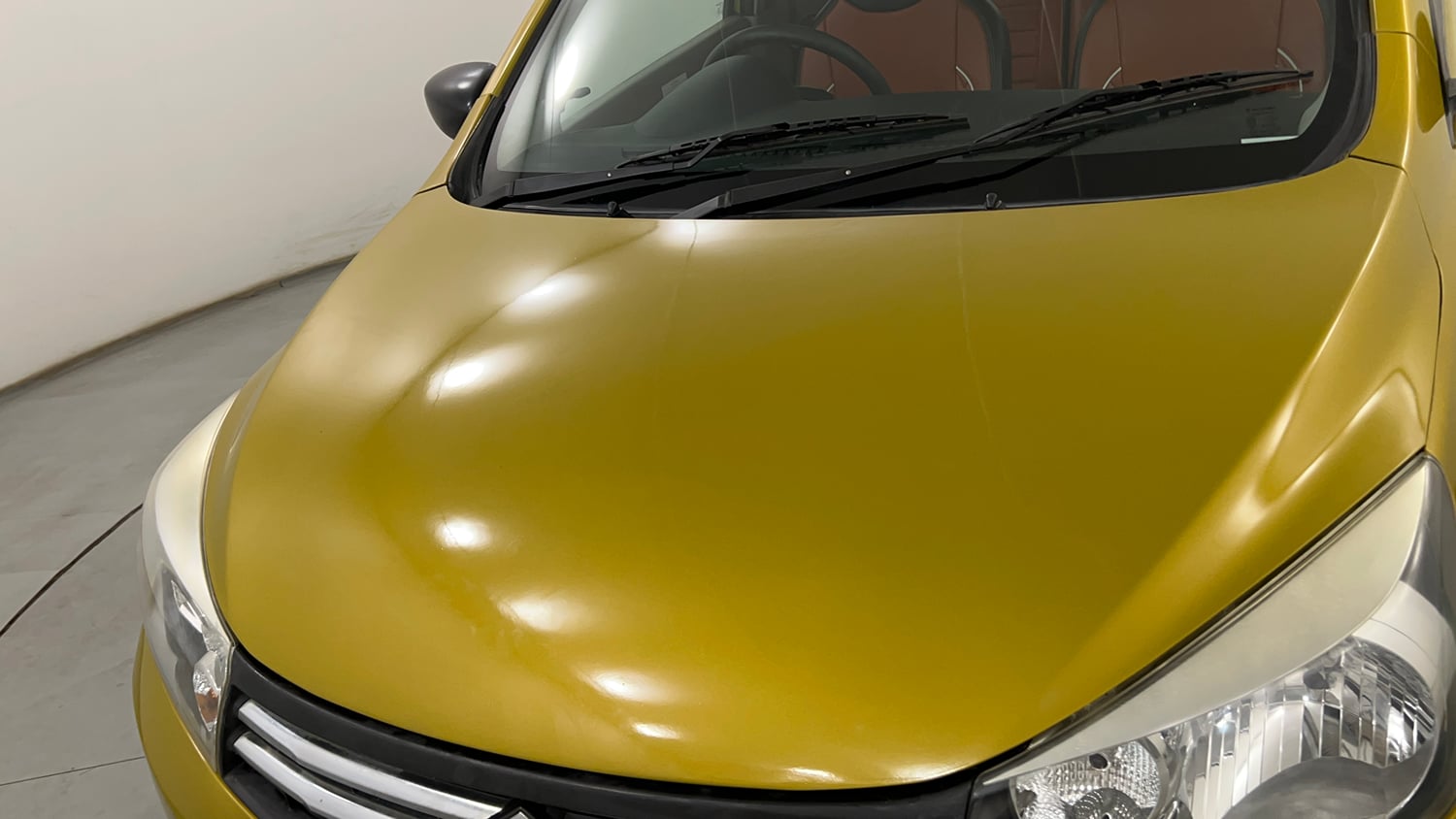 Used 2015 Maruti Suzuki Celerio VXi AMT Petrol Automatic dents MINOR SCRATCH