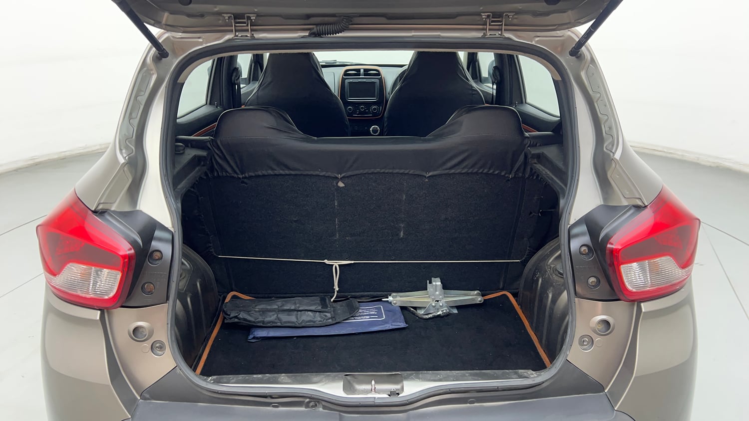 Used 2020 Renault Kwid CLIMBER 1.0 AMT Petrol Automatic interior DICKY INSIDE VIEW
