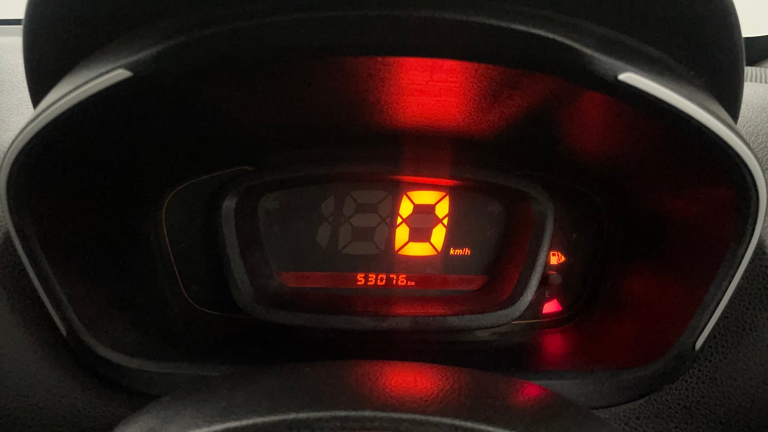 Used 2017 Renault Kwid 1.0 RXL Petrol Manual interior CLUSTERMETER VIEW