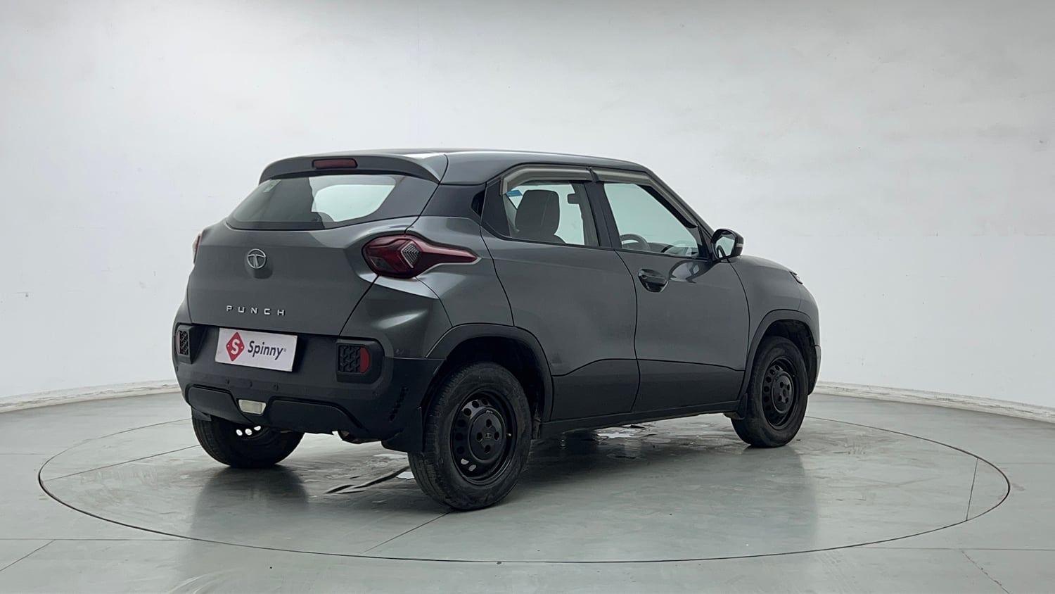 Used 2022 Tata Punch Pure MT Petrol Manual exterior RIGHT REAR CORNER VIEW