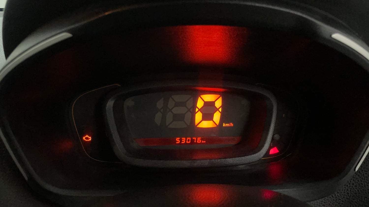 Used 2017 Renault Kwid 1.0 RXL Petrol Manual top_features Digital Tachometer