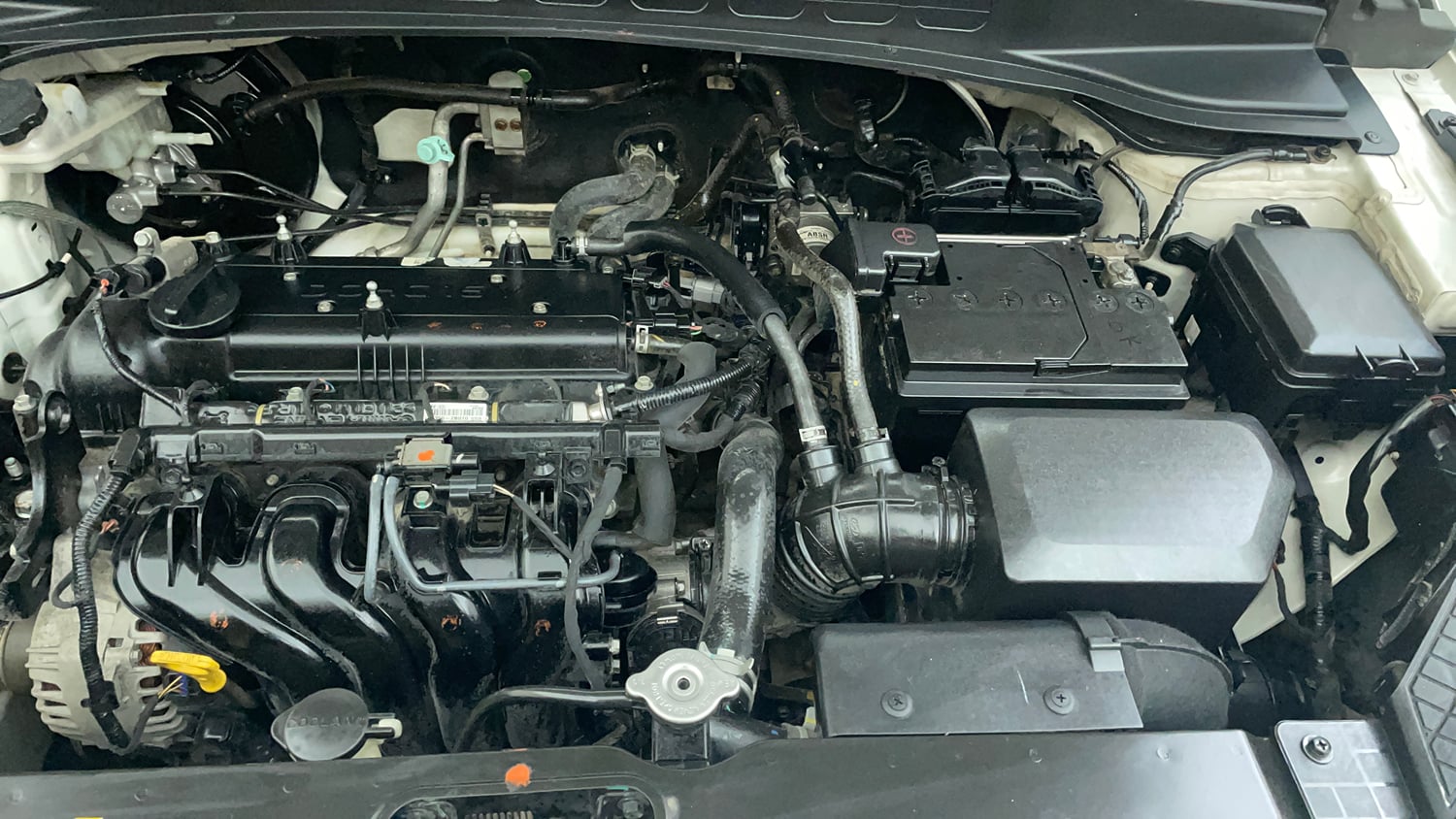 Used 2016 Hyundai Creta 1.6 SX Plus AT Petrol Petrol Automatic engine ENGINE LEFT SIDE VIEW