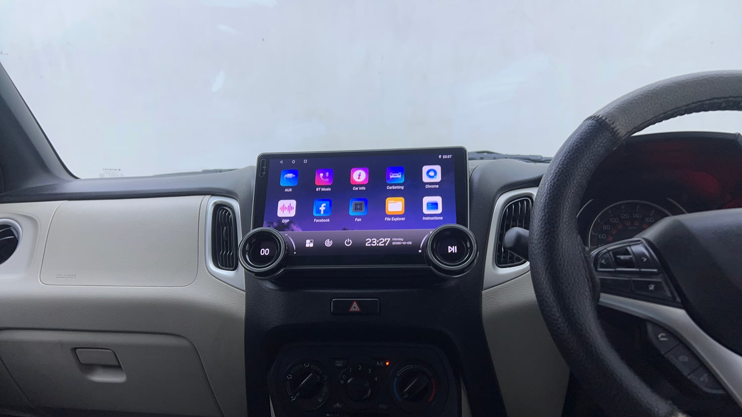 Used 2020 Maruti Suzuki Wagon R ZXi 1.2 AMT Petrol Automatic interior MUSIC SYSTEM & AC CONTROL VIEW