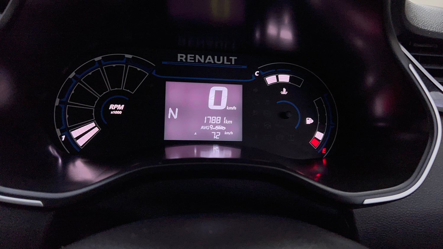 Used 2020 Renault Triber RXL EASY-R AMT Petrol Automatic interior CLUSTERMETER VIEW