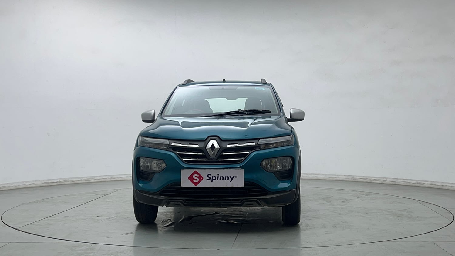 Used 2022 Renault Kwid RXT 1.0 Petrol Manual exterior FRONT VIEW