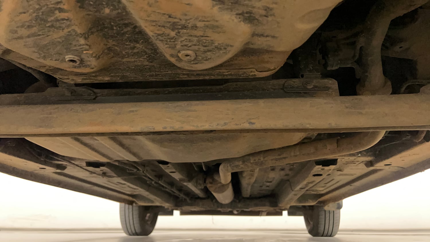 Used 2023 Tata Punch Camo Accomplished MT Petrol Manual extra REAR UNDERBODY VIEW (TAKEN FROM REAR)