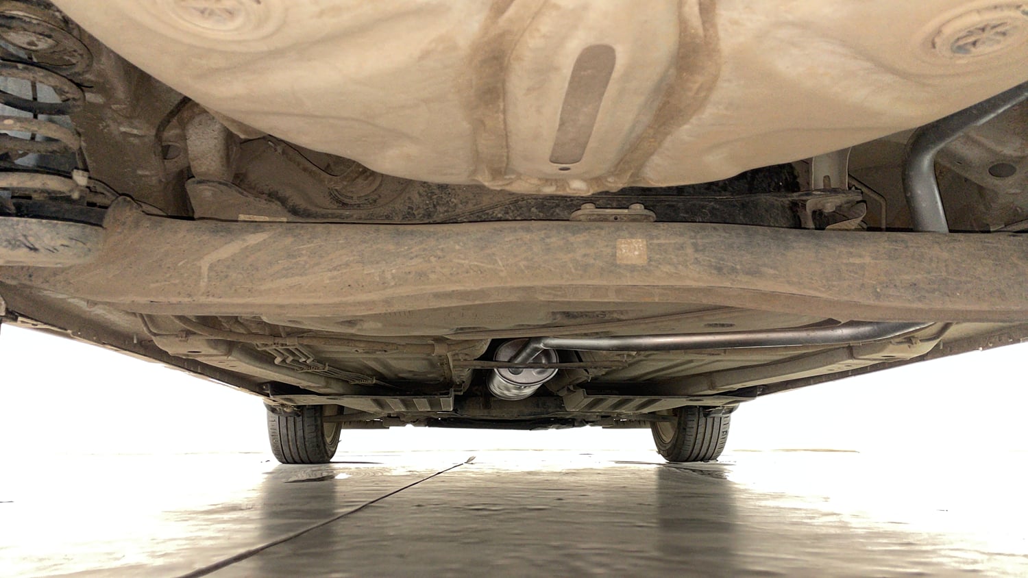 Used 2023 Maruti Suzuki Baleno Zeta AGS Petrol Automatic extra REAR UNDERBODY VIEW (TAKEN FROM REAR)