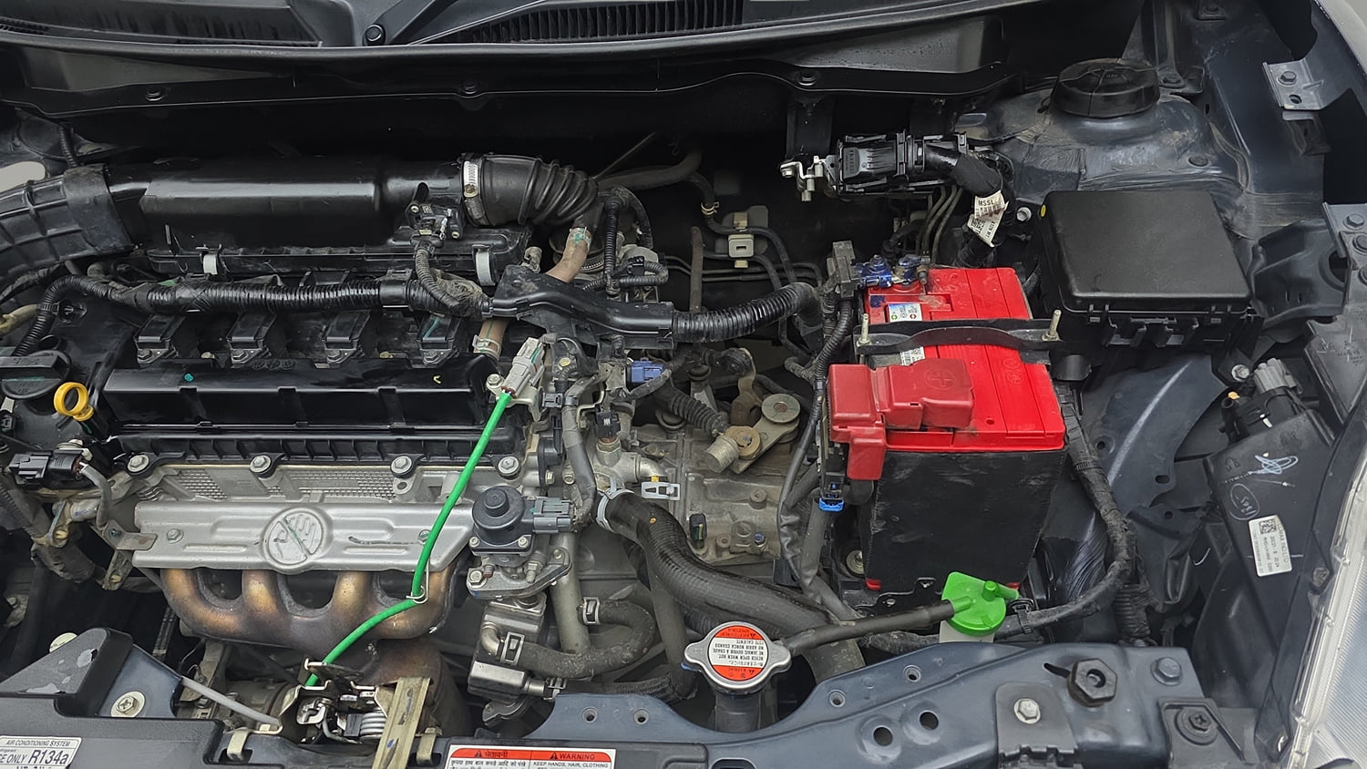 Used 2021 Maruti Suzuki Swift ZXi Petrol Manual engine ENGINE LEFT SIDE VIEW