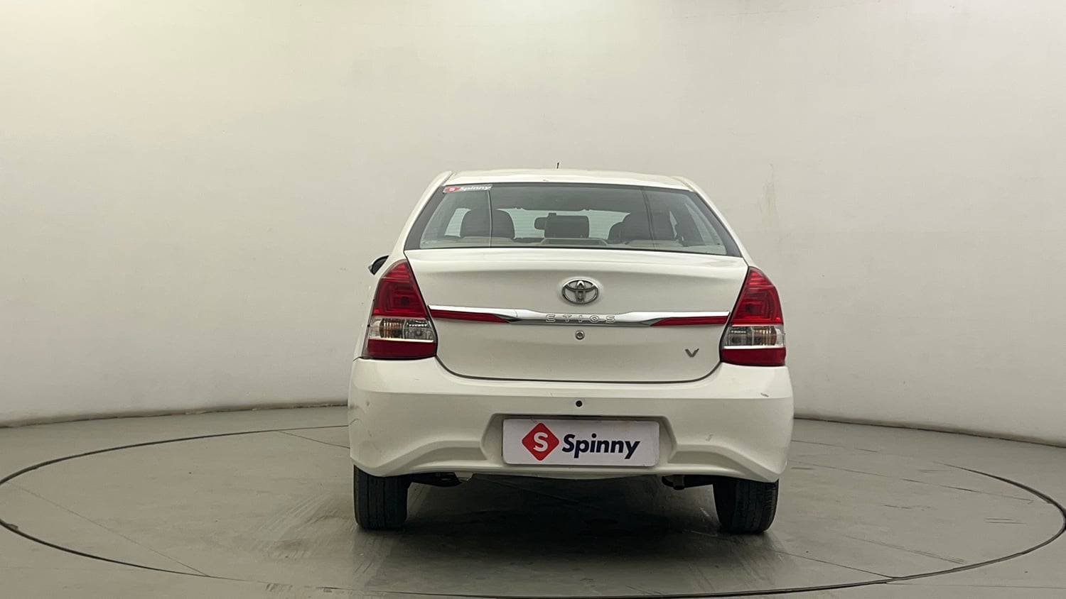 Used 2017 Toyota Platinum Etios V Petrol Manual exterior BACK VIEW