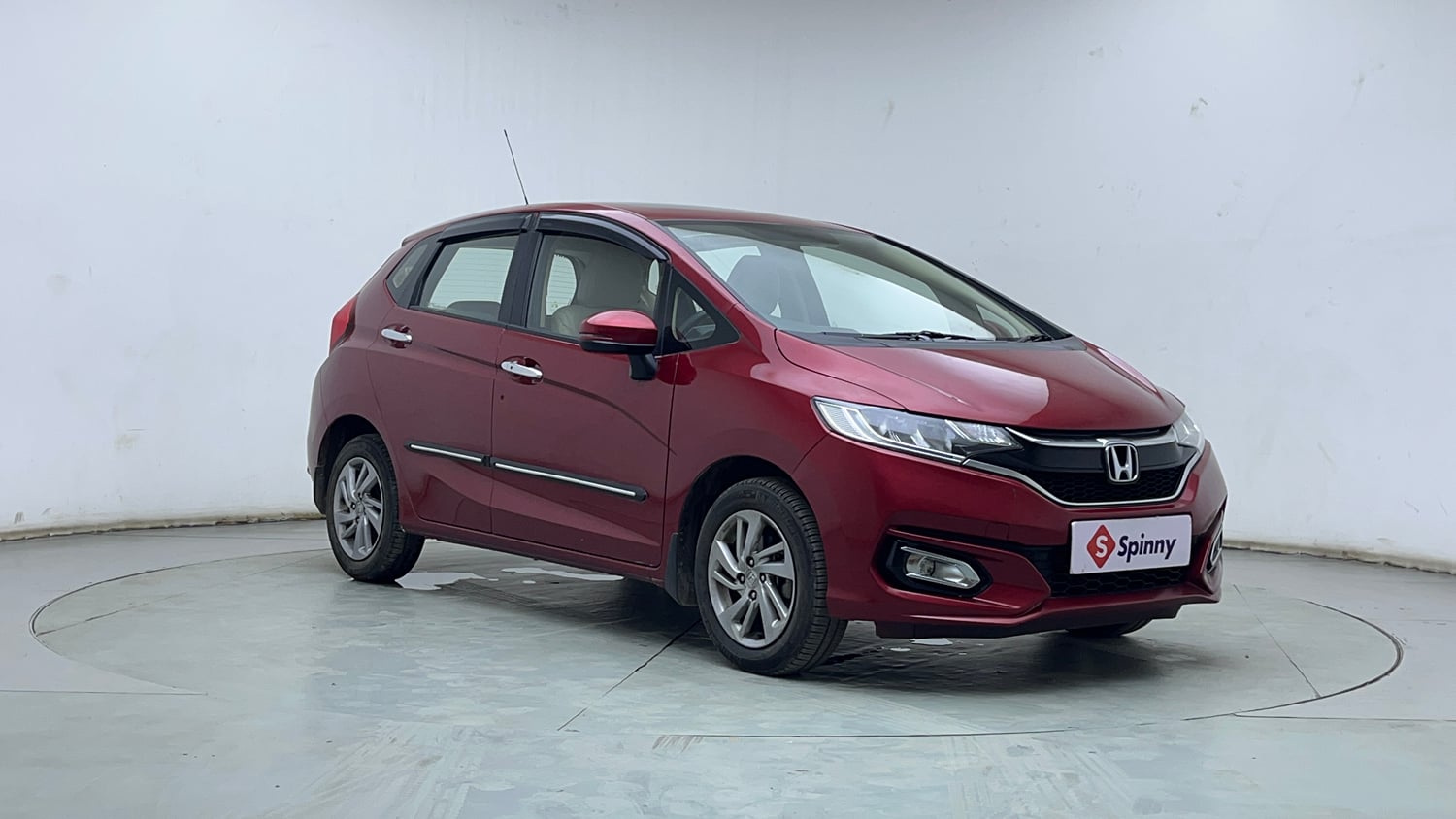 Used 2020 Honda Jazz ZX CVT Petrol Automatic exterior RIGHT FRONT CORNER VIEW