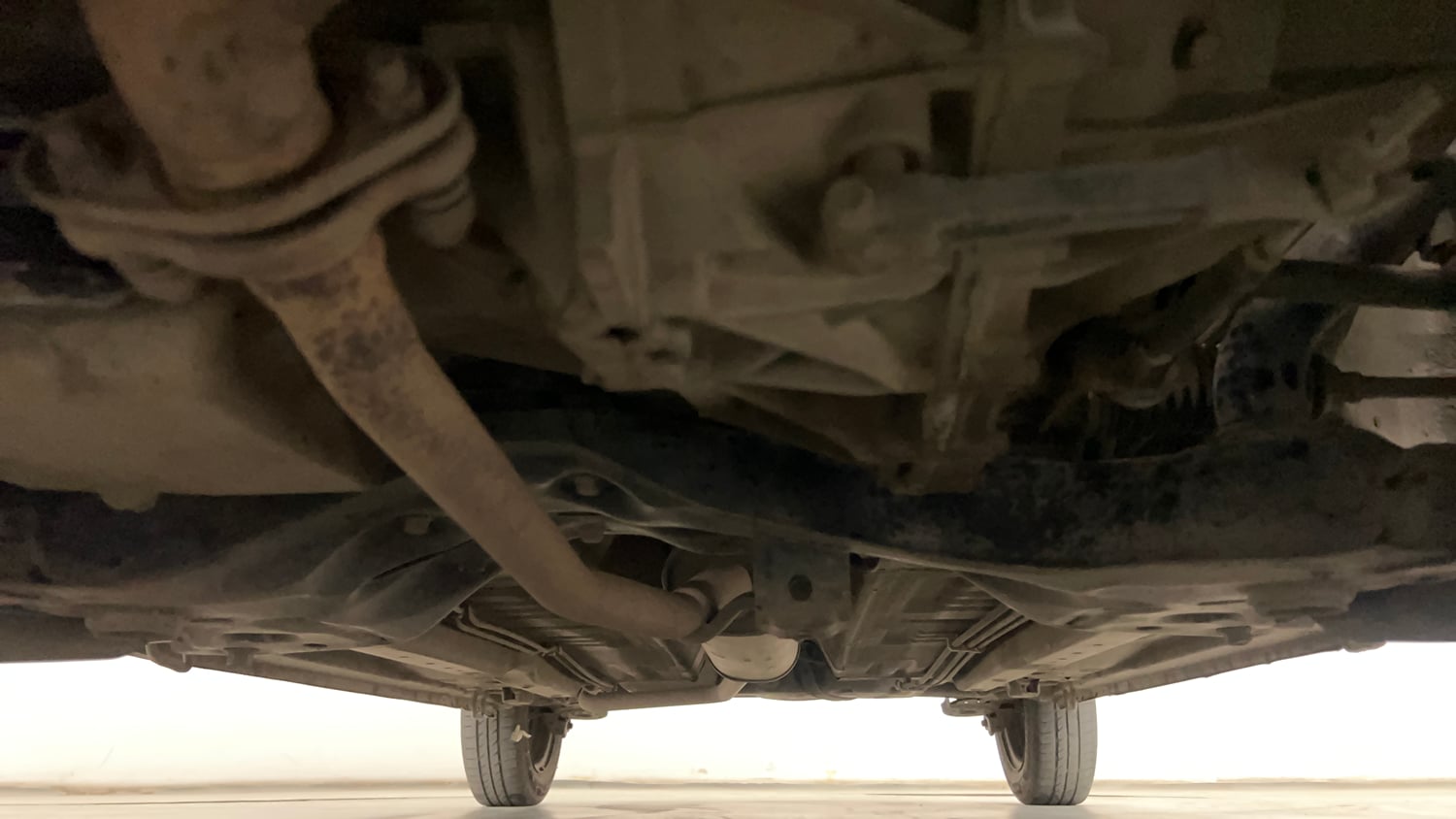 Used 2017 Maruti Suzuki Celerio VXi CNG Cng Manual extra FRONT LEFT UNDERBODY VIEW