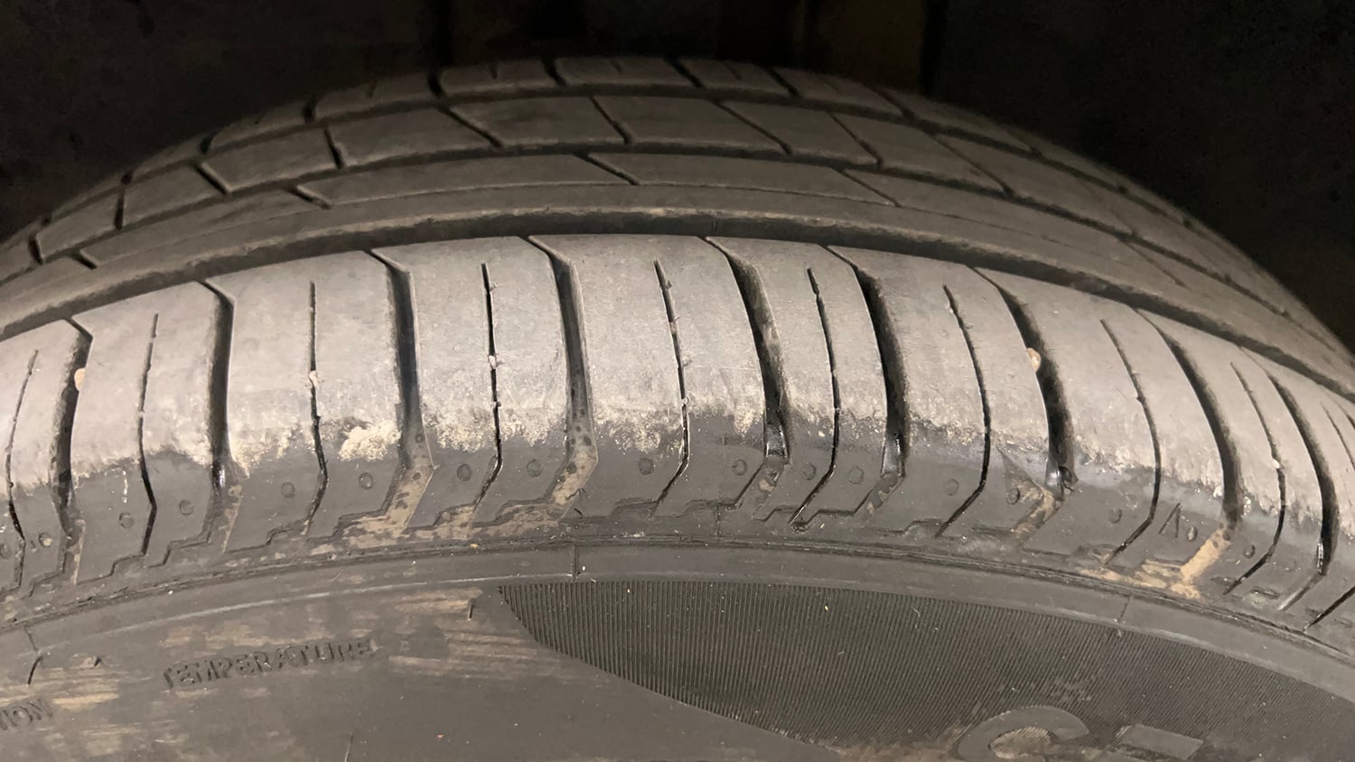 Used 2023 Tata Punch Camo Accomplished MT Petrol Manual tyres LEFT FRONT TYRE TREAD VIEW