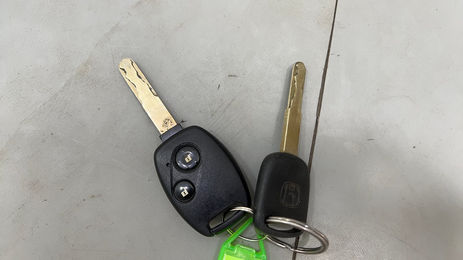Used 2013 Honda Brio S MT Petrol Manual extra CAR KEY VIEW