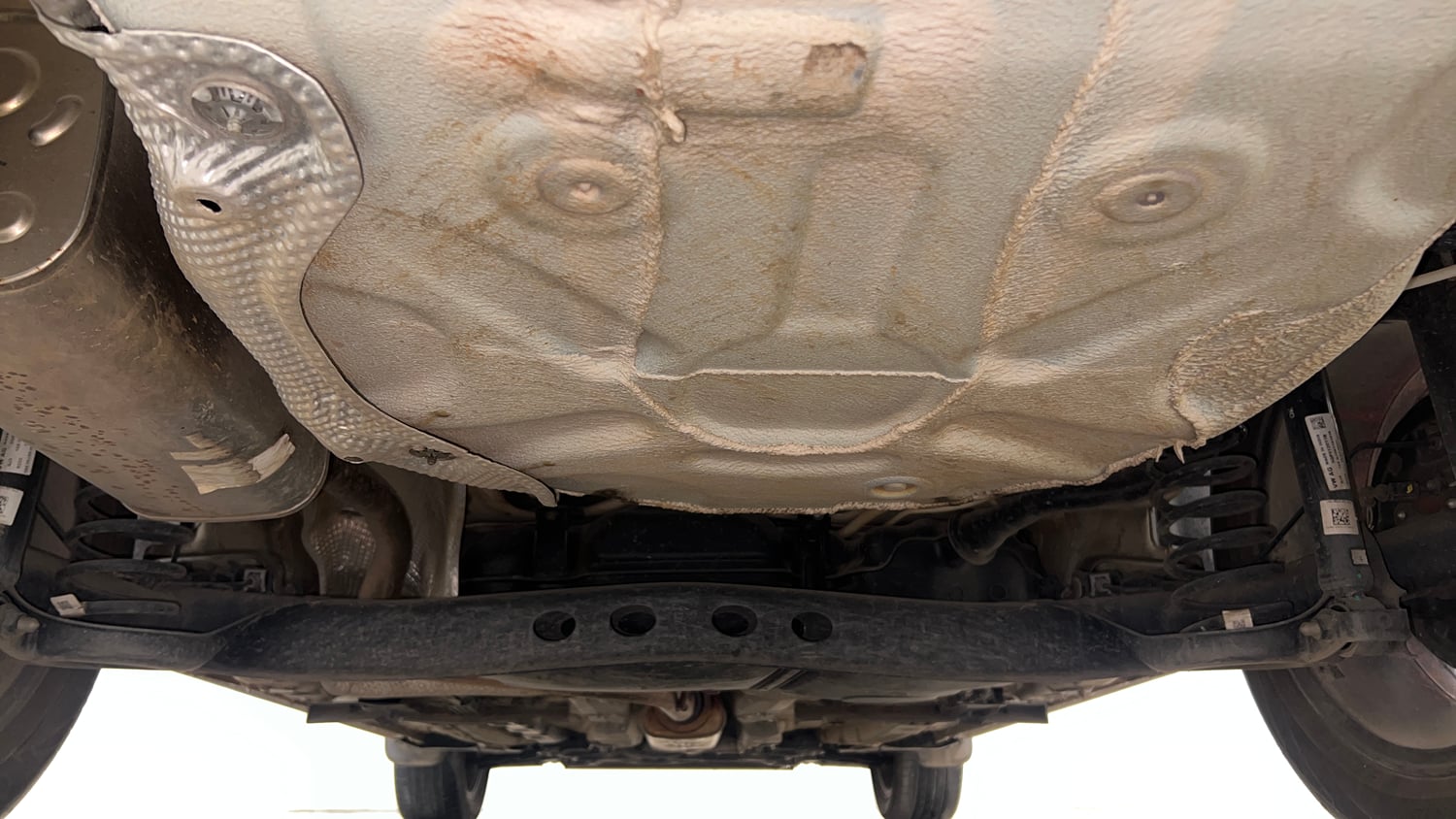 Used 2023 Volkswagen Virtus Highline 1.0 TSI MT Petrol Manual extra REAR UNDERBODY VIEW (TAKEN FROM REAR)