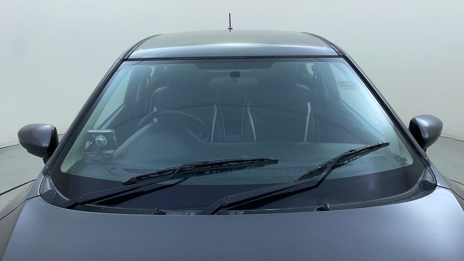 Used 2017 Maruti Suzuki Baleno Delta 1.2 AT Petrol Automatic exterior FRONT WINDSHIELD VIEW
