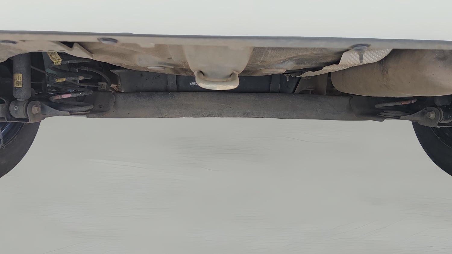 Used 2023 Hyundai Exter S 1.2 MT Petrol Manual extra REAR UNDERBODY VIEW (TAKEN FROM REAR)